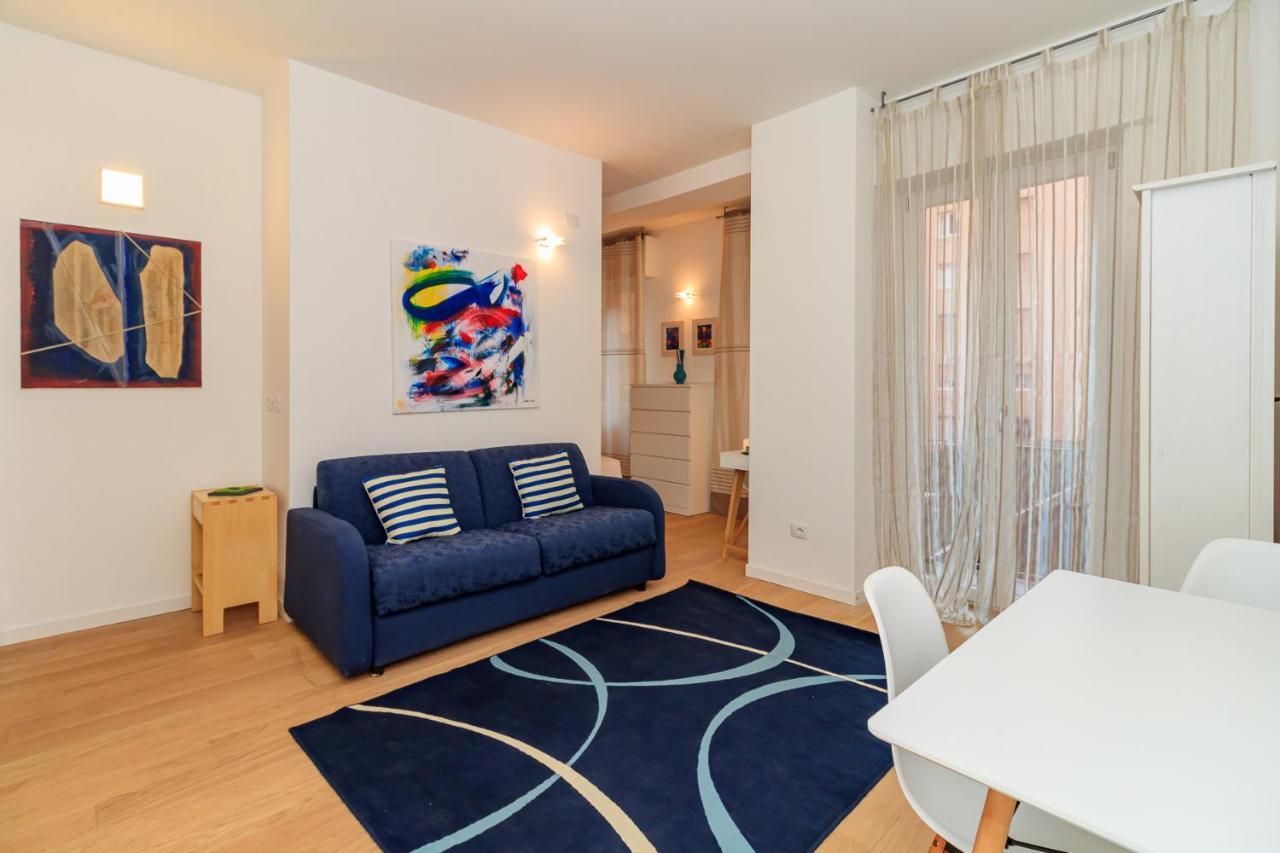Joivy Cosy 1Bed Flat In Fiera, Milan Lägenhet Exteriör bild